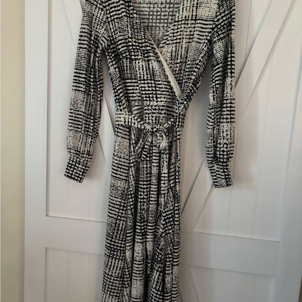 Elegant Black and White Women's Dress